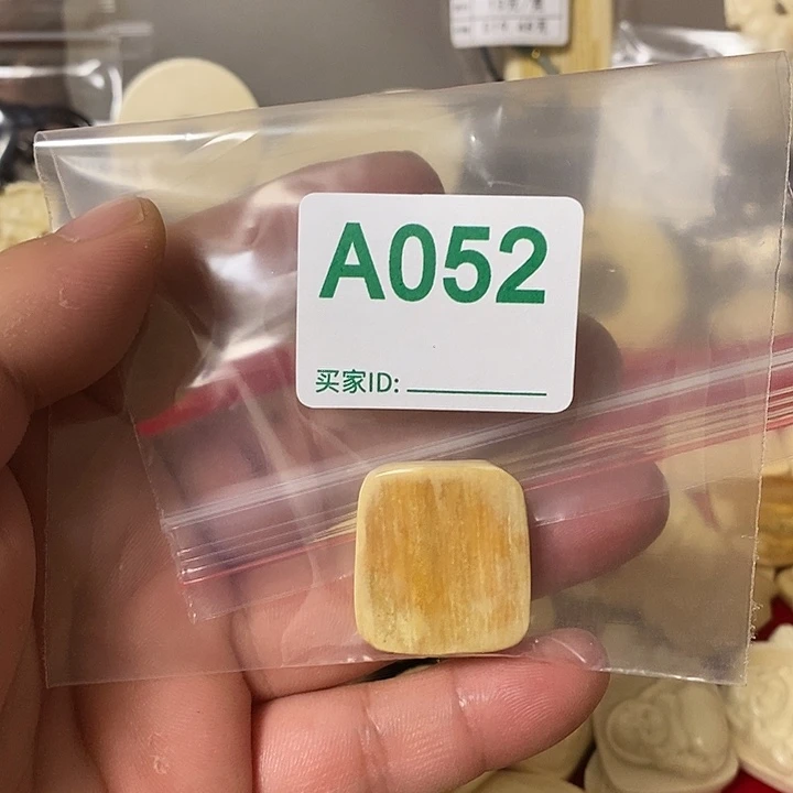 天然猛犸牙雕刻品