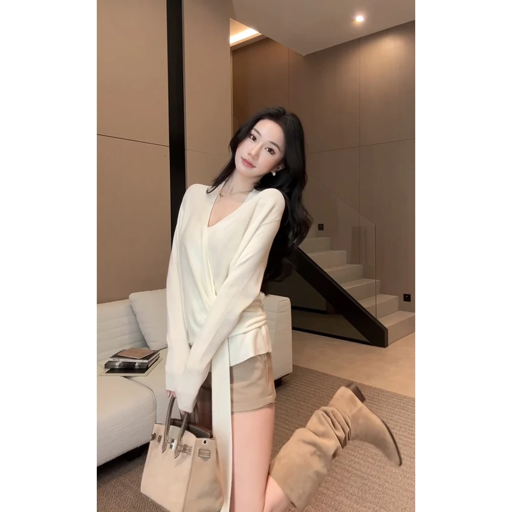 韩系清冷感女春季气质v领设计感针织衫百搭收腰绑带显瘦软糯上衣