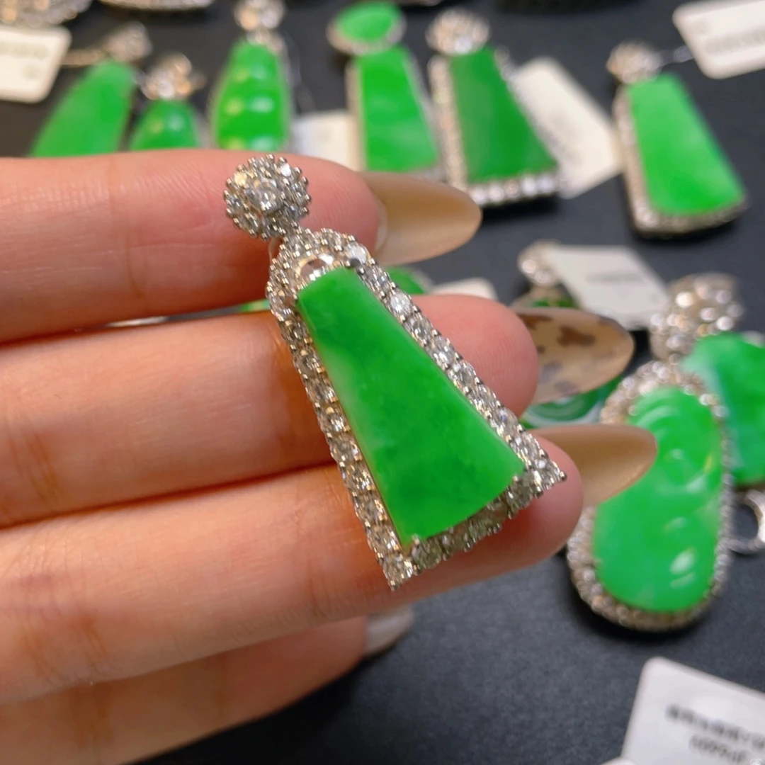 翡翠银S925镶嵌颈饰