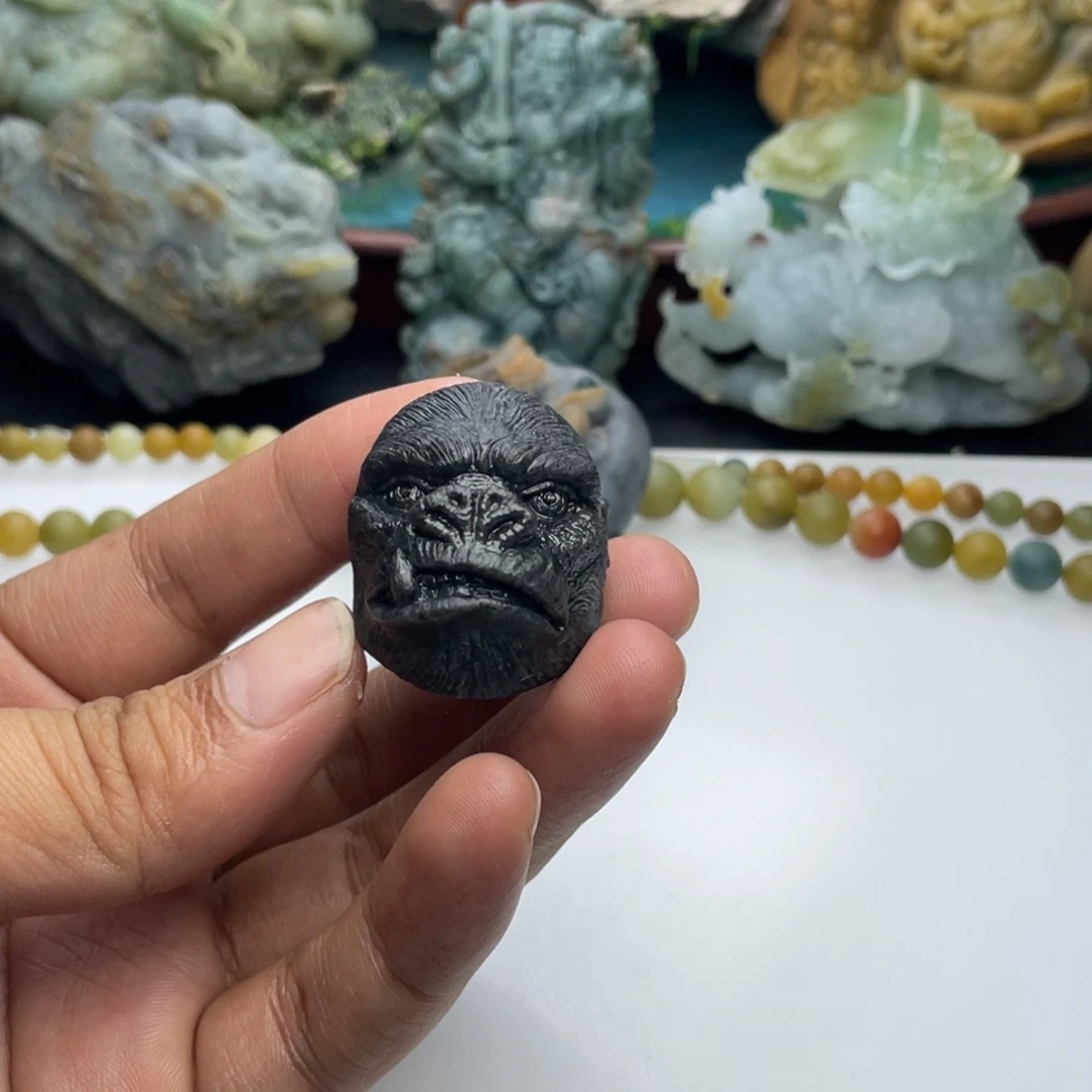 定制翡翠未镶嵌半兽人