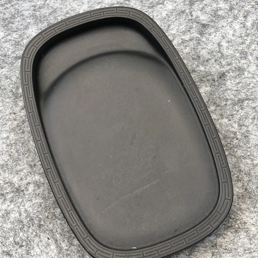 正宗老坑歙砚仿宋腰圆回纹砚一方