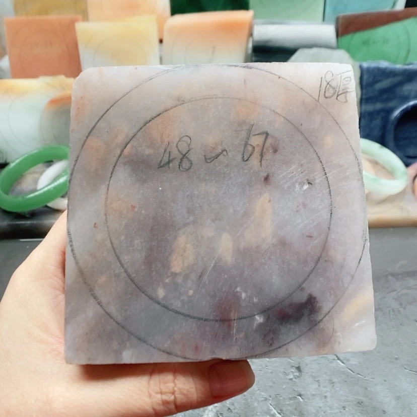 【闪购商品】未镶嵌手镯石英质玉（金丝玉）定制