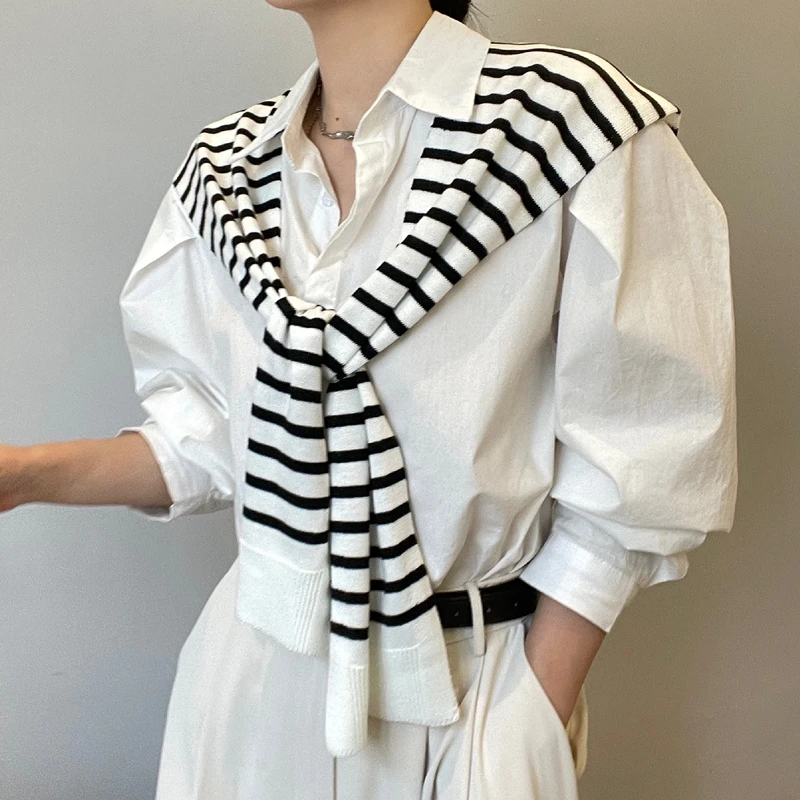 包芯纱高端柔软时尚百搭针织披肩女交叉外搭夏季办公室空调房护肩