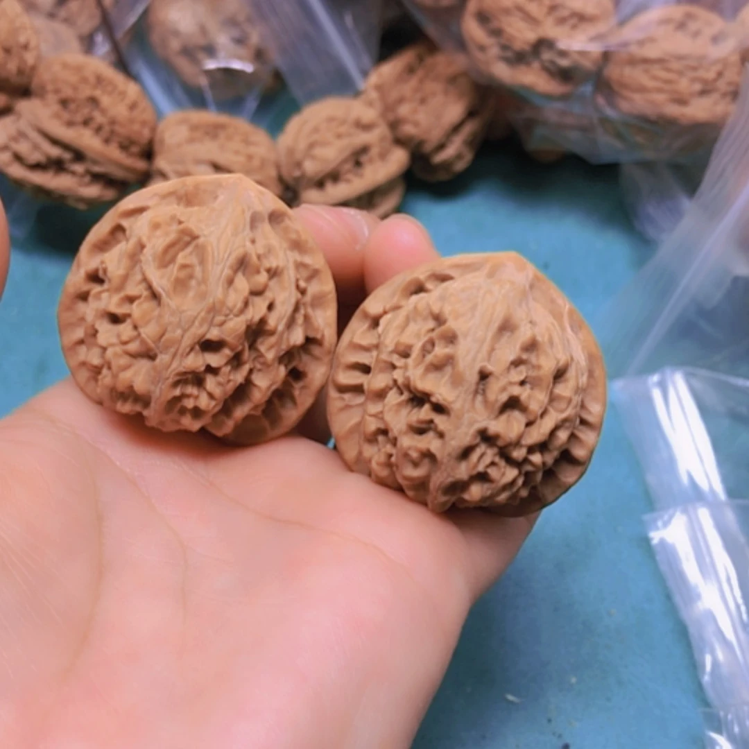 【闪购商品】把件核桃38宫灯有修