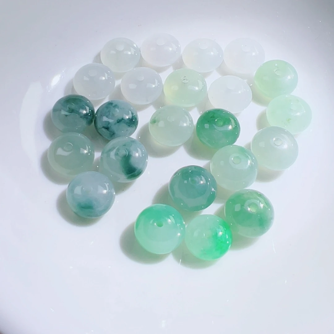 翡翠散珠卡9.5鼓珠一个可挑。多样性发货