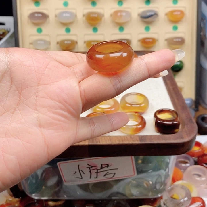 合金戒指玛瑙/玉髓宝*?