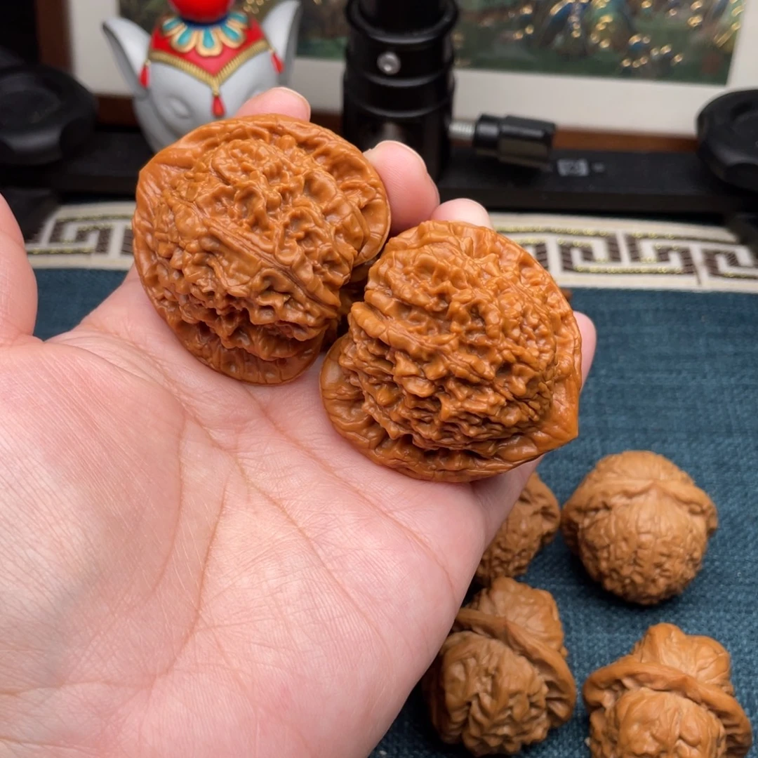 把件文玩核桃全品红皮桃心官帽48