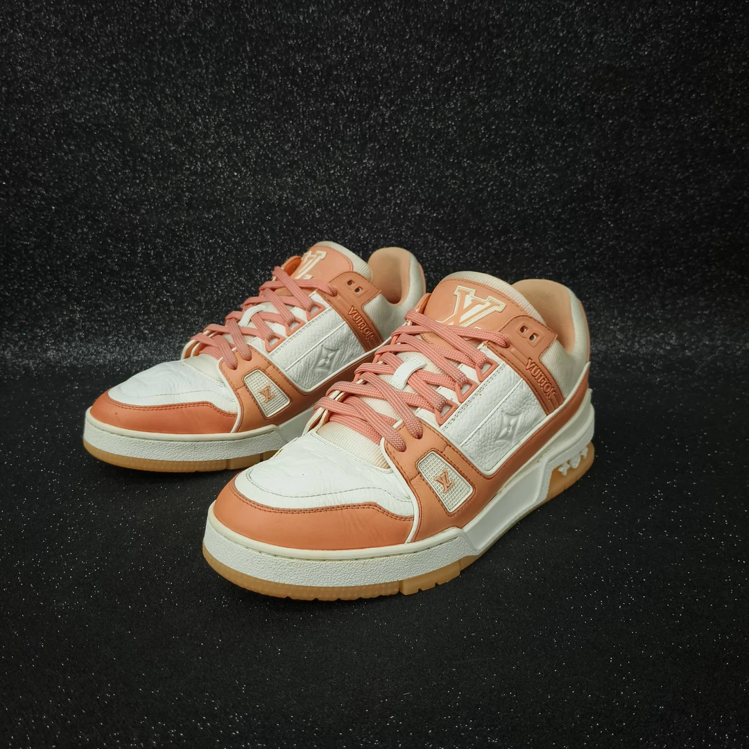 95新 LouisVuitton/路易威登 6.5码/40.5码/粉橙压纹Trainer板鞋