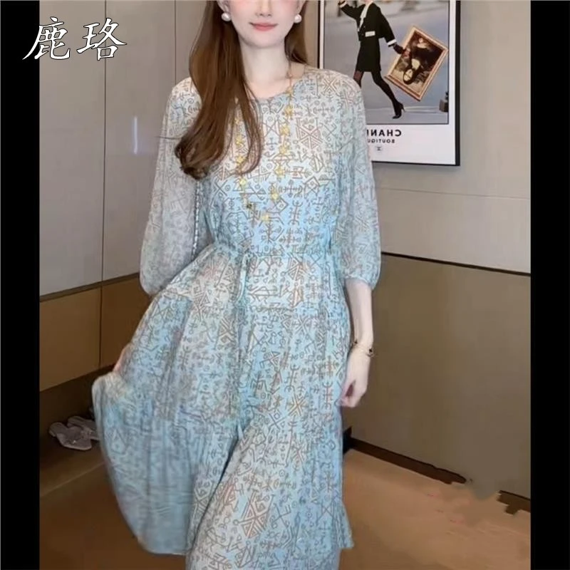 2025年高端百搭款夏季真丝气质印花设计感时尚宽松七分袖连衣裙女