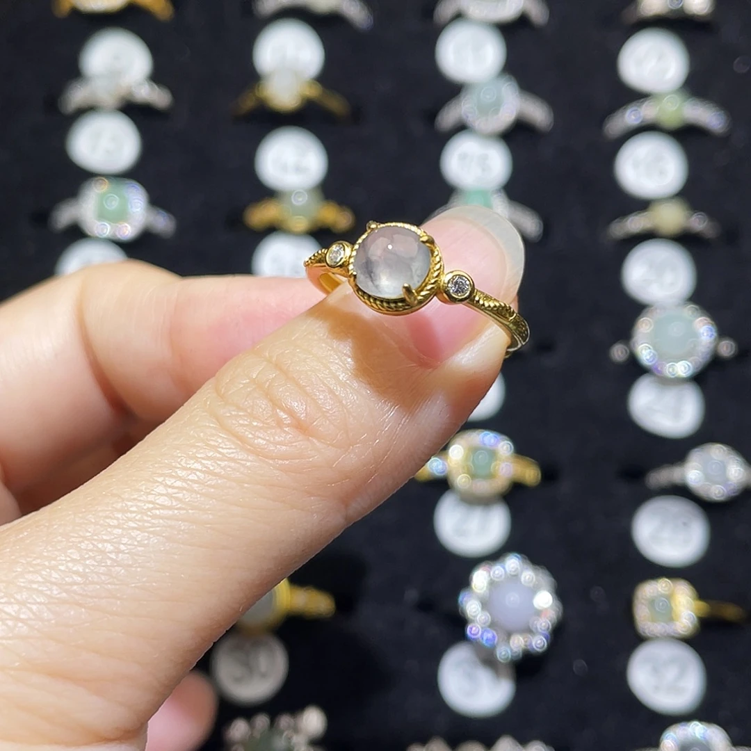 翡翠未镶嵌戒指戒指