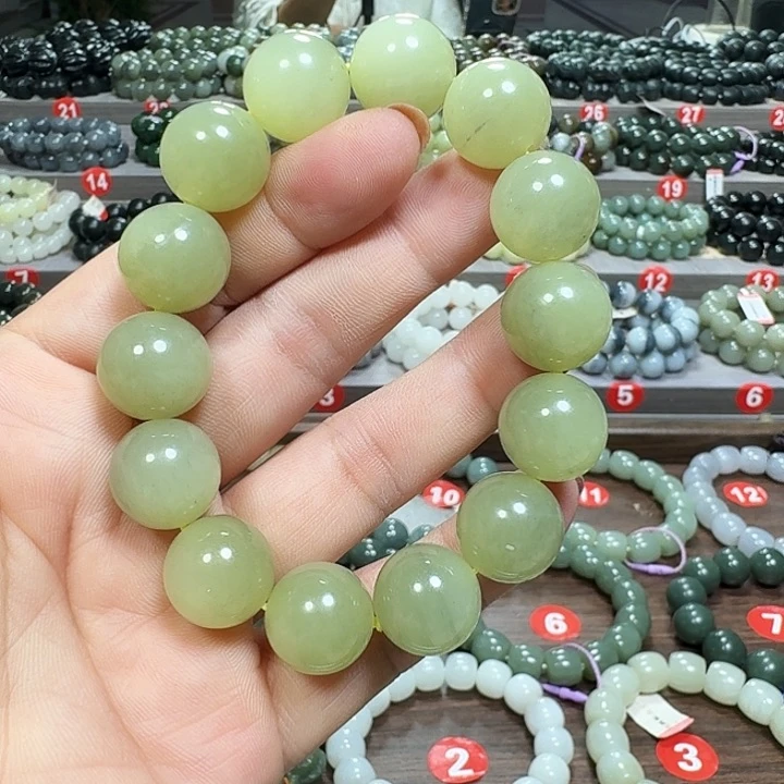 未镶嵌手链和田玉新疆若羌黄口料青花卡16