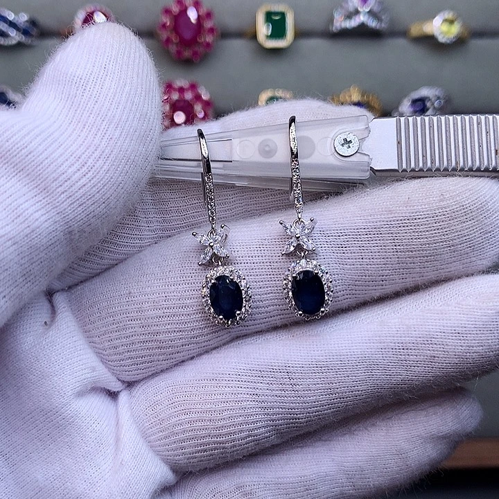银S925镶嵌耳饰蓝宝石
