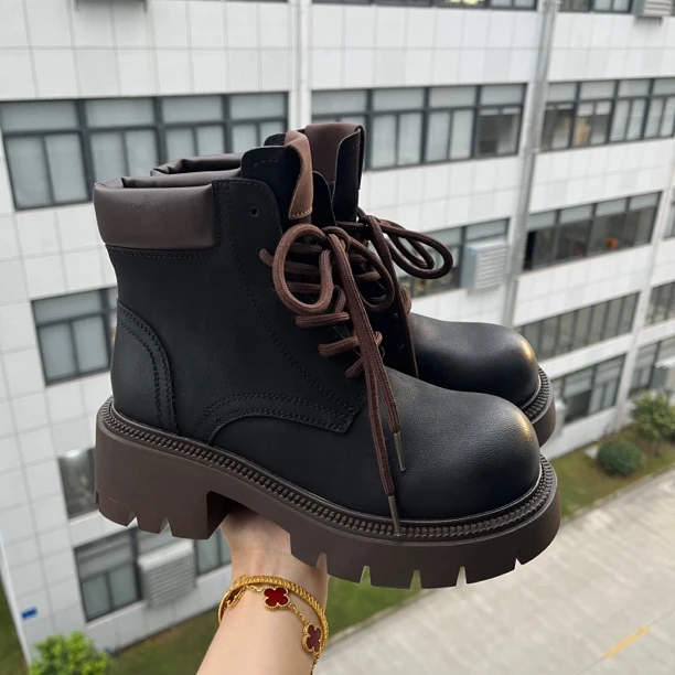 8662-1（磨毛）欧洲站擦色大头短筒机车靴复古英伦风安可拉红马丁靴