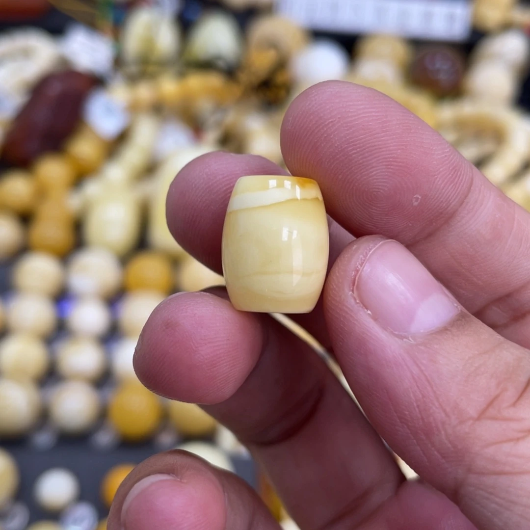 未镶嵌琥珀裸石12*15mm皮色