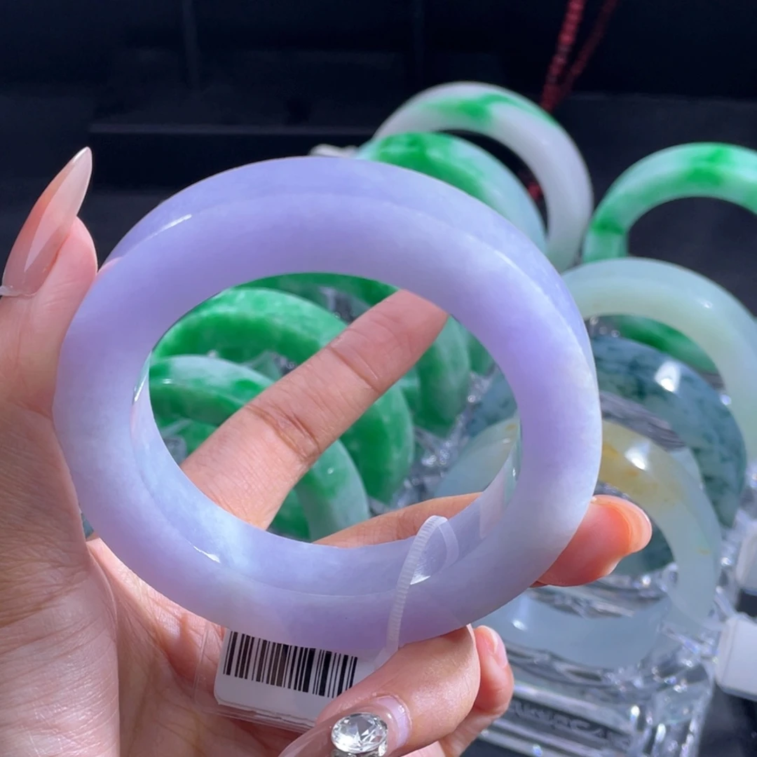 未镶嵌手镯定制翡翠