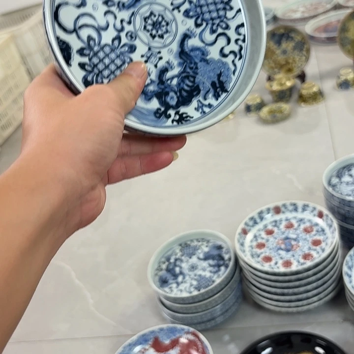 瓷片青花狮子大胡乘景德镇