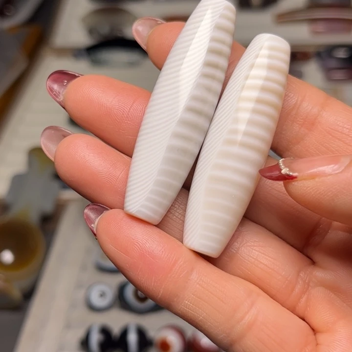 玛瑙/玉髓颈饰未镶嵌用****4