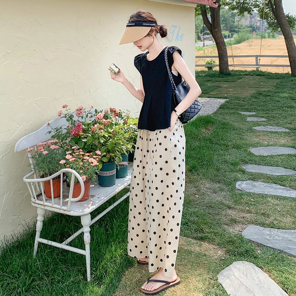 慵懒松弛感波点阔腿裤套装女夏季无袖背心上衣洋气减龄宽松两件套