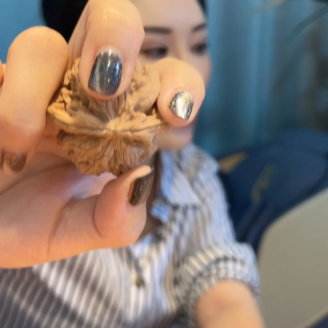 文玩核桃把件粗筋