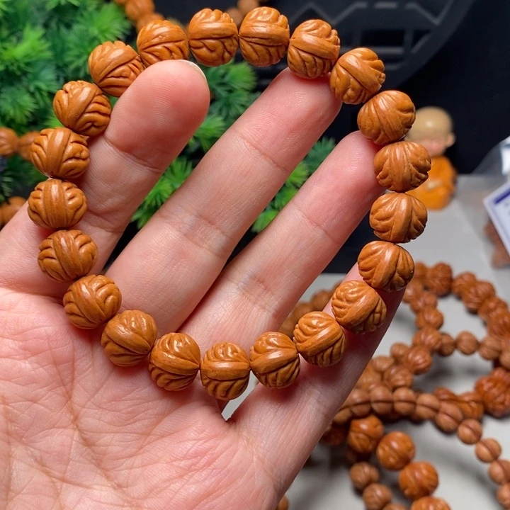 桃核手串M**r特价手串