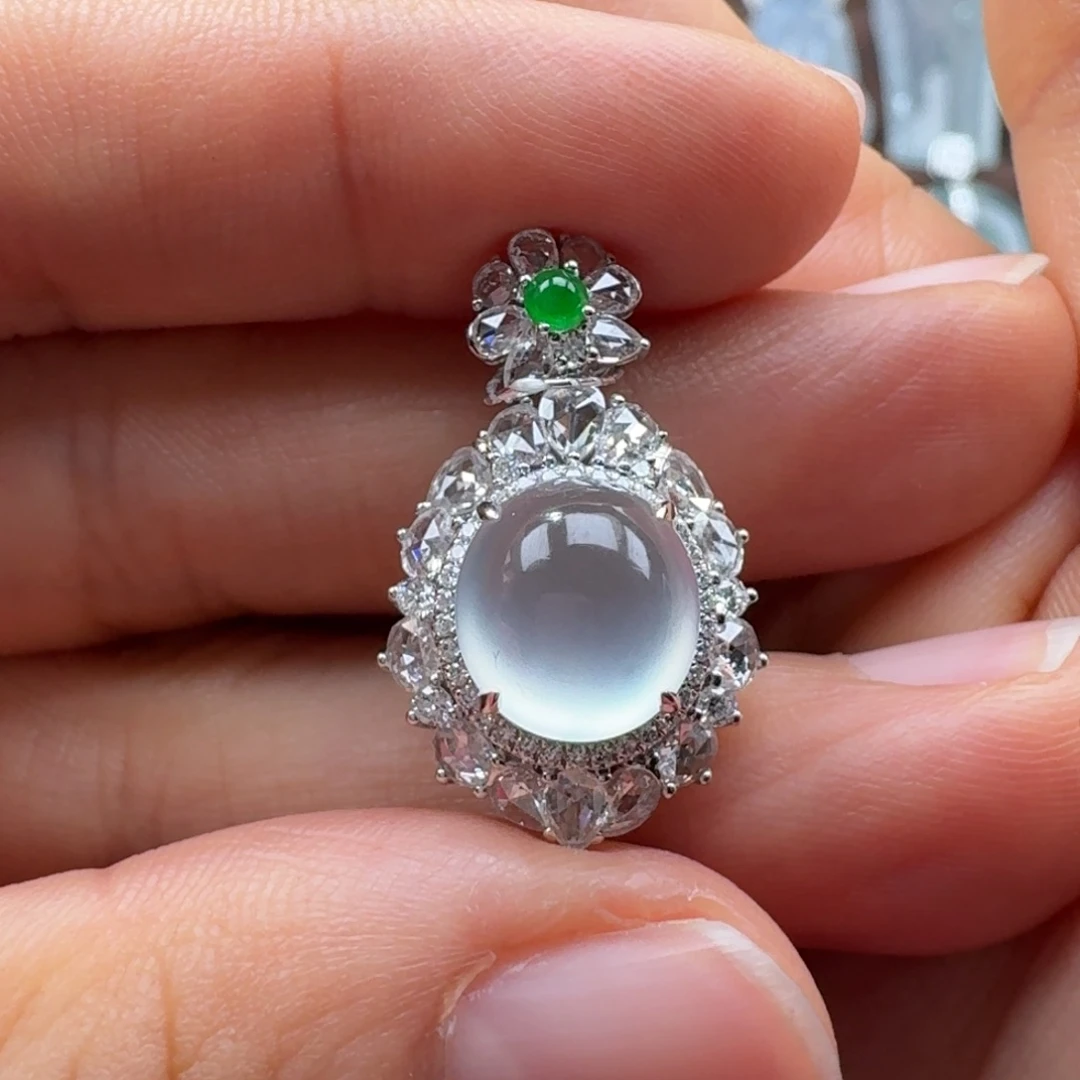 翡翠18K金镶嵌吊坠(不含链)玻璃种蛋面吊坠