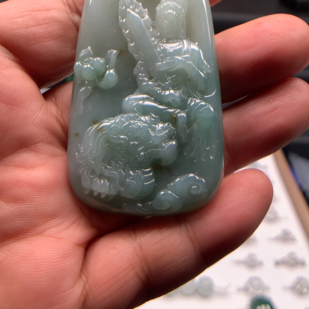 翡翠未镶嵌颈饰天然A货翡翠