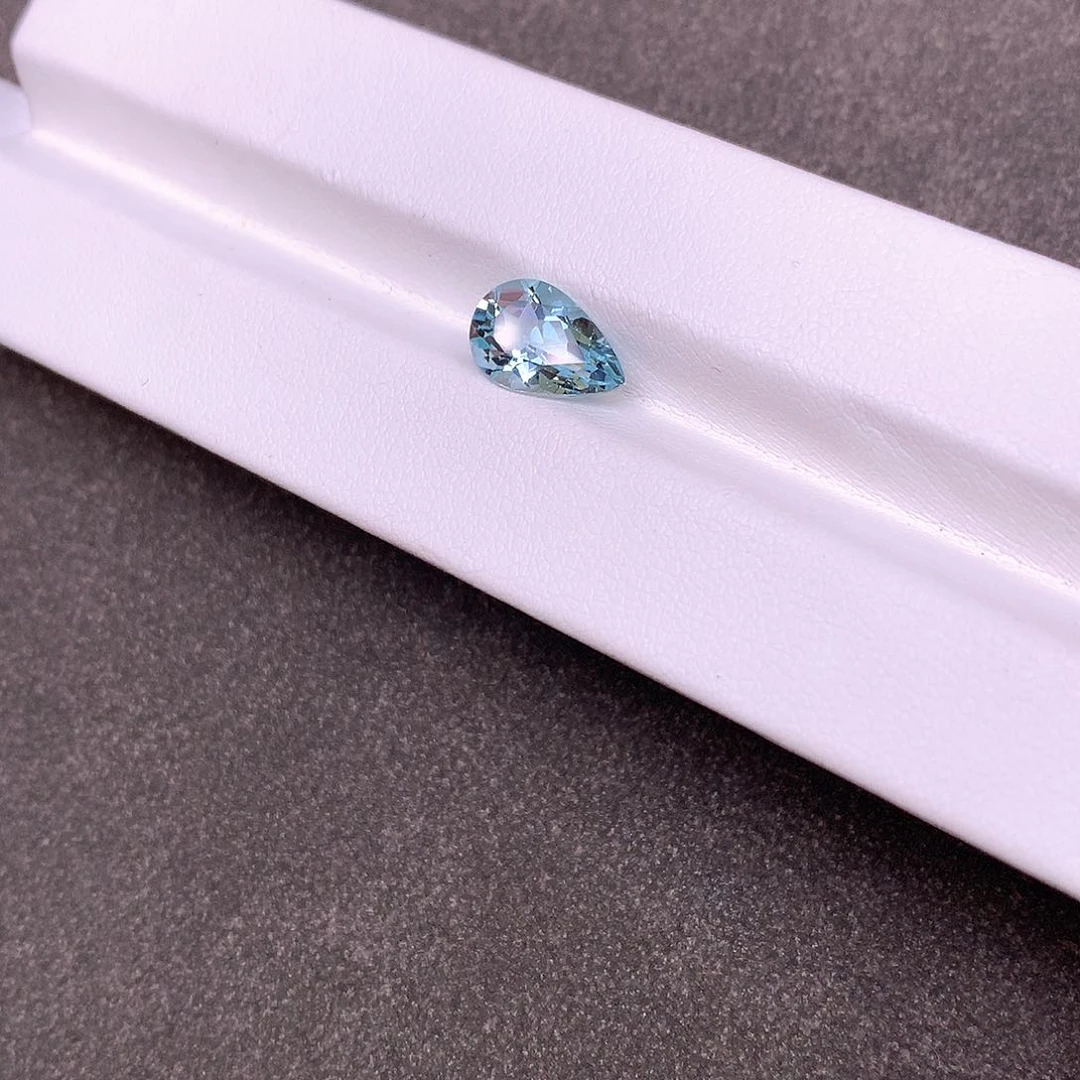 海蓝宝石裸石未镶嵌H159