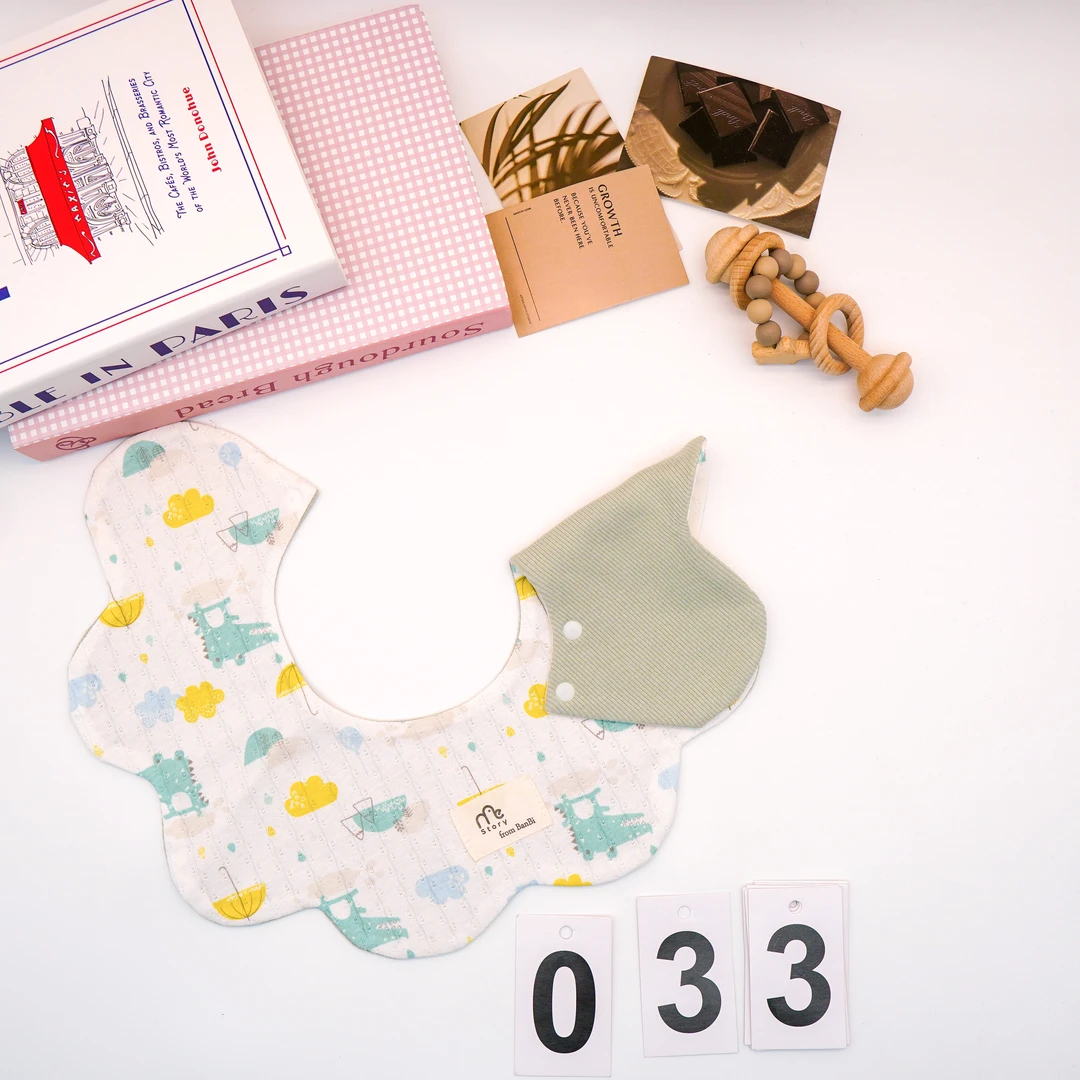 [033]高定高定婴儿口水巾花瓣围兜新生儿防吐奶柔软透气围嘴