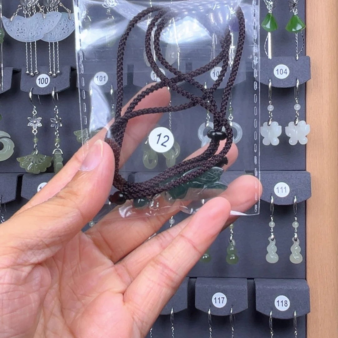 吊坠(赠链)未镶嵌翡翠艳****活