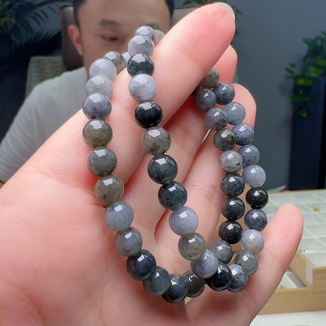 翡翠未镶嵌手链多样性发货其一