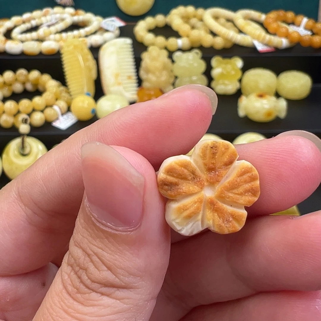 琥珀手链未镶嵌花