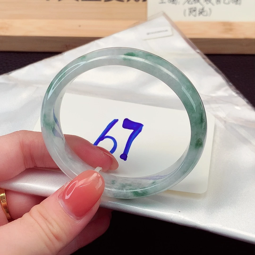 翡翠手镯未镶嵌54.8贵妃