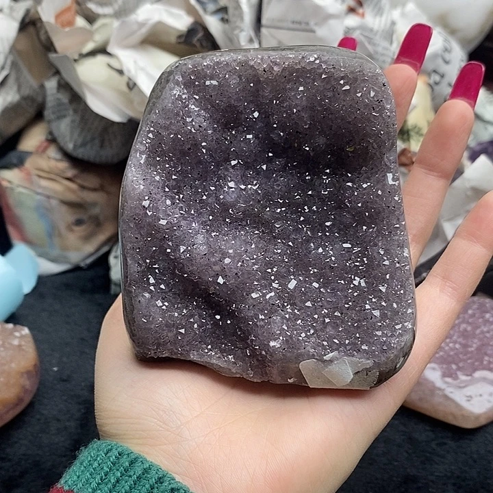 未镶嵌发晶大型摆件（非配饰）