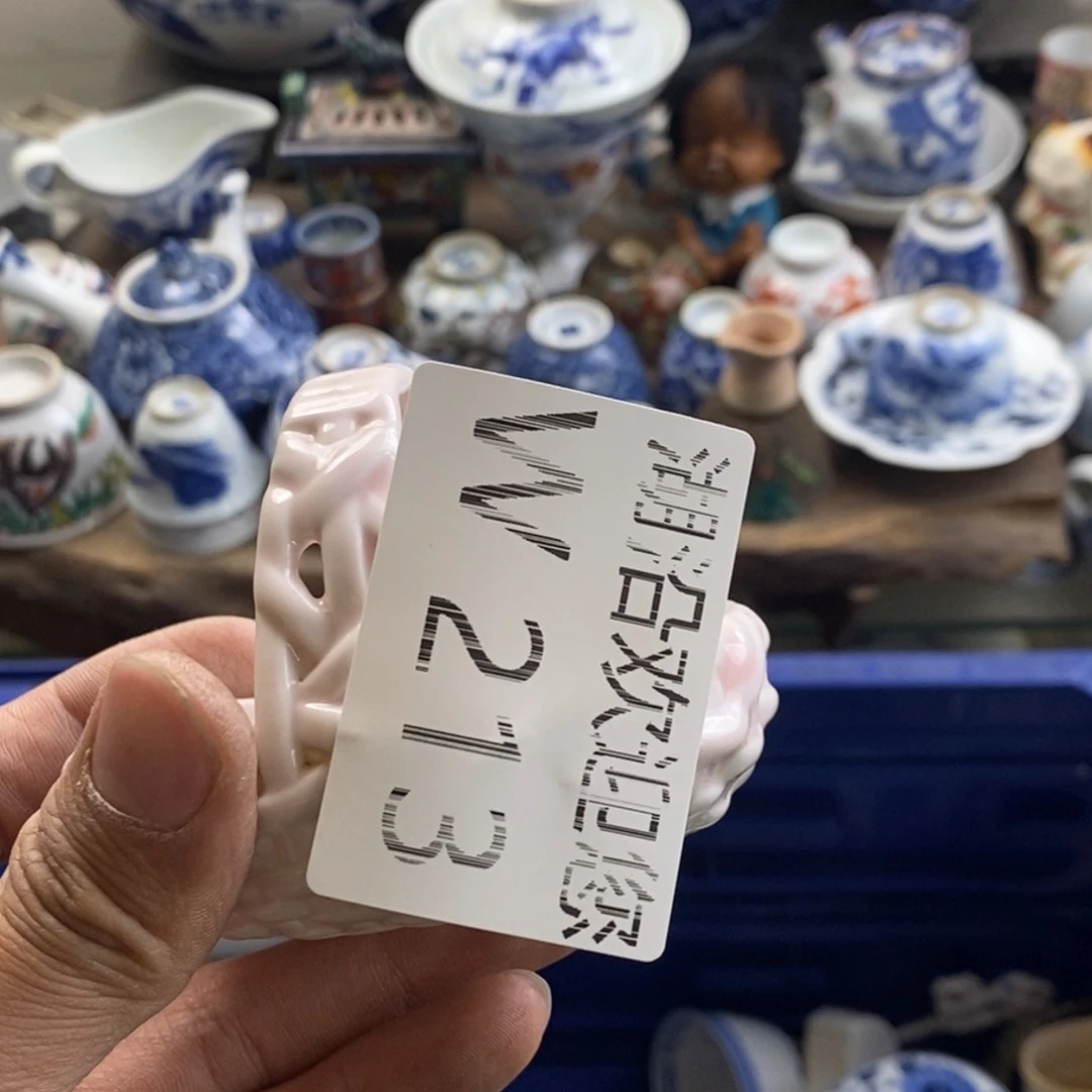 瓷器的一个人的时候一****羊