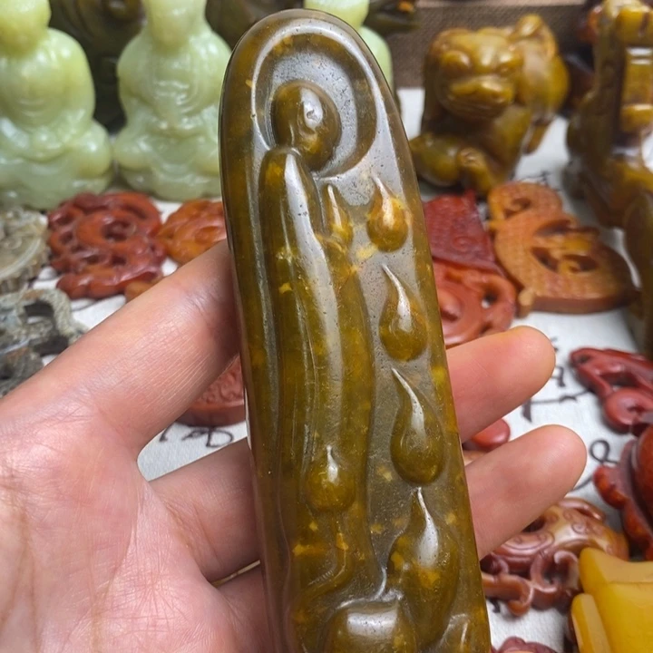 未镶嵌蛇纹石玉颈饰