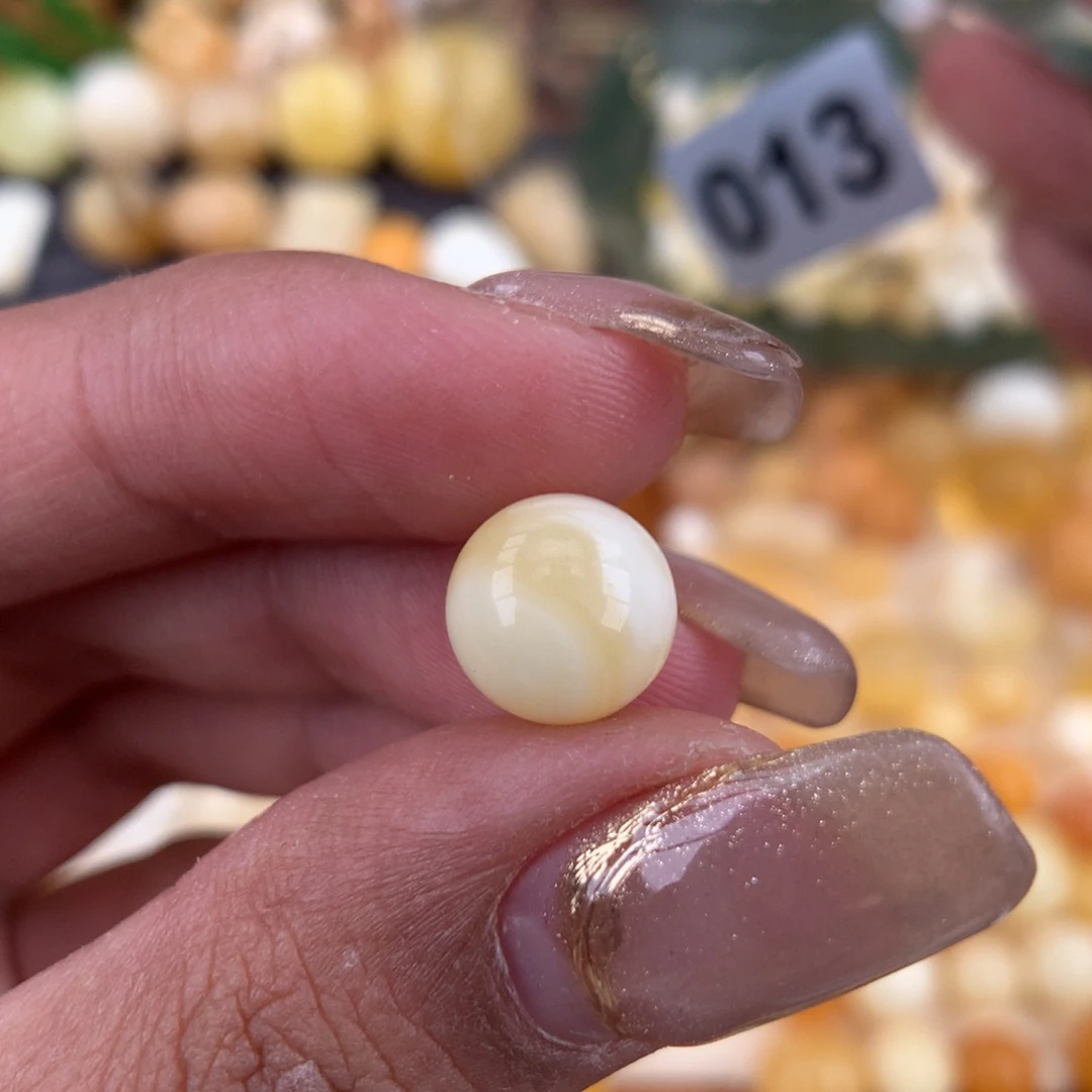 琥珀珠宝奇石未镶嵌9.4