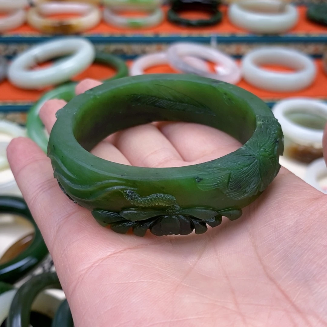 和田玉手镯定制未镶嵌唯**蚀