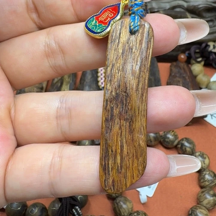 大叶紫檀（黑酸枝木类）