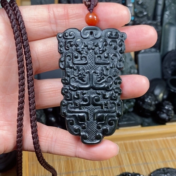 和田玉（青玉）颈饰未镶嵌