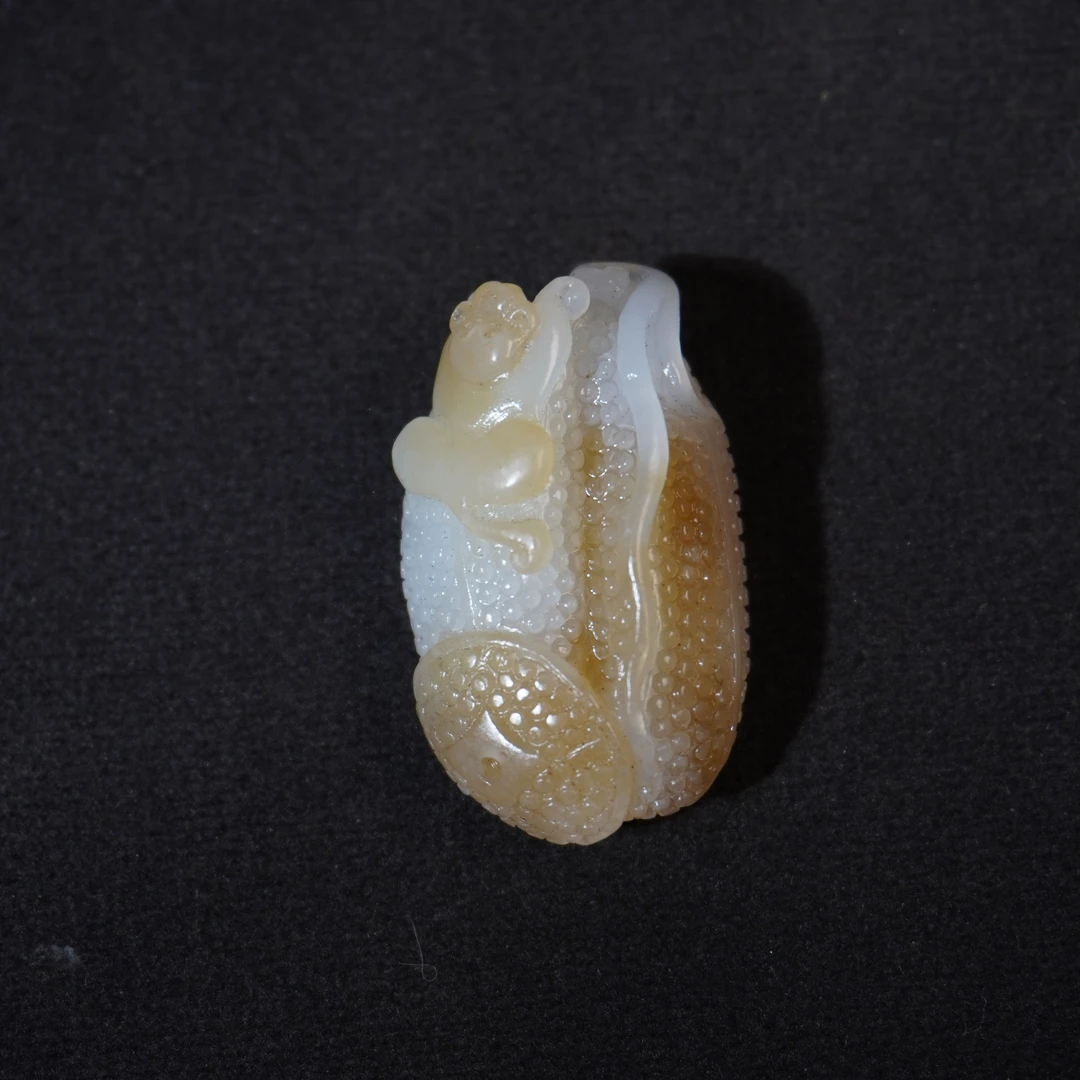 74G7  清   和田玉瓜瓞绵绵吊坠