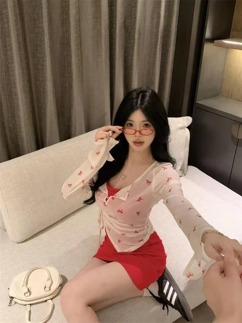 纯欲风薄款防晒长袖罩衫女夏季小个子设计印花空调衫包臀裙两件套