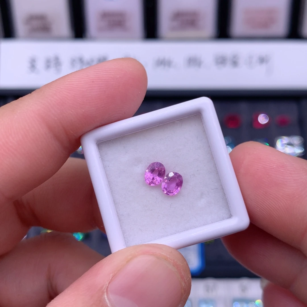 蓝宝石裸石4✖️5粉蓝宝2颗