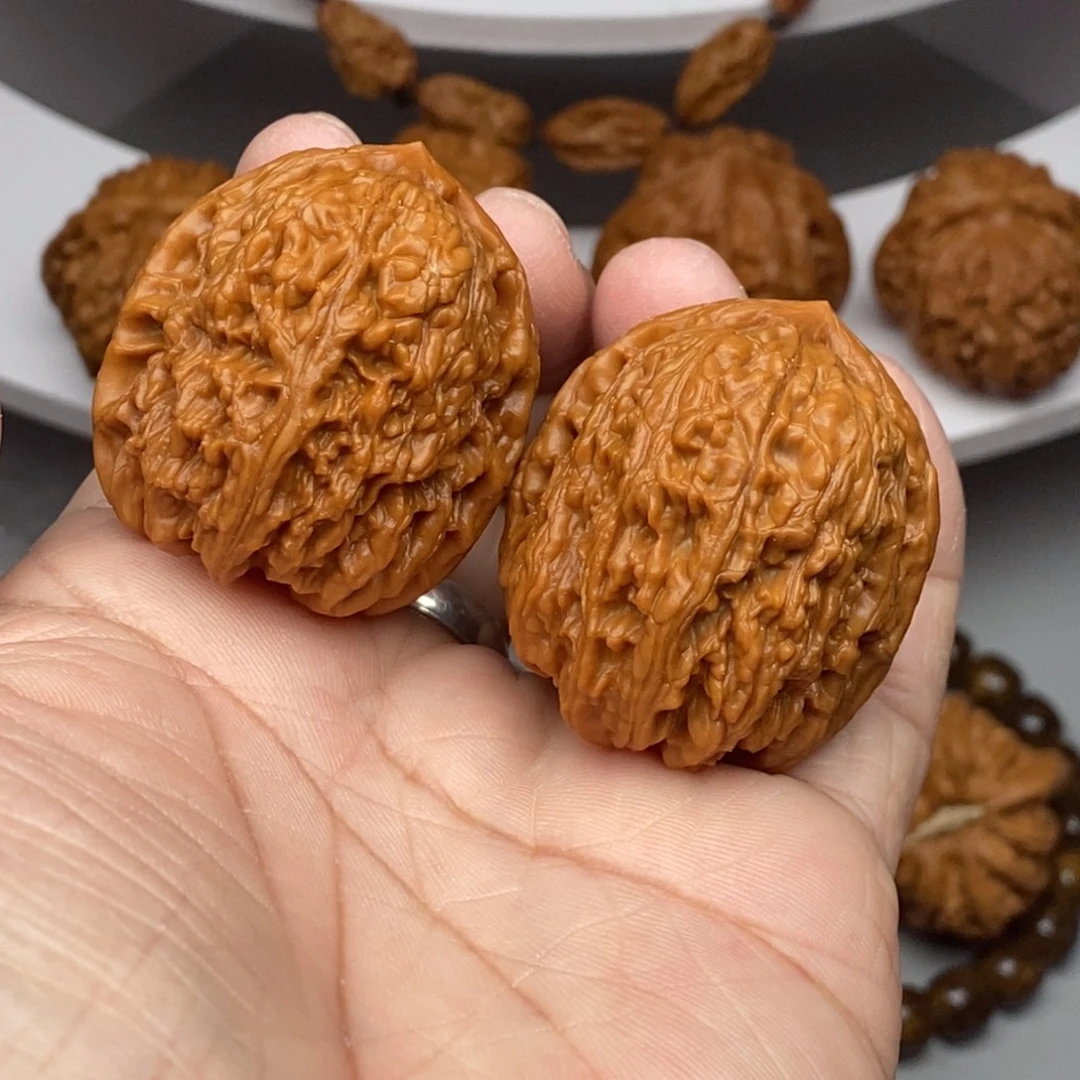 核桃手串/手链滚石狮子头