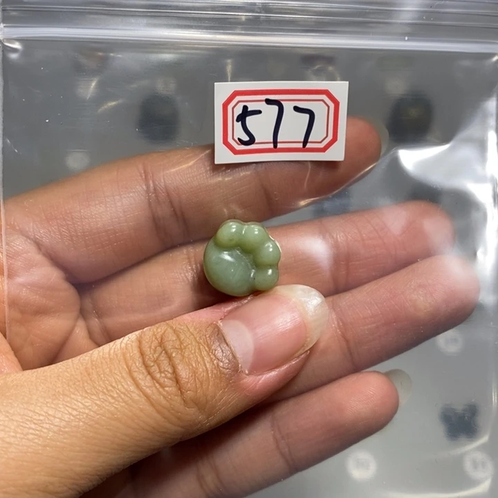 蛇纹石玉颈饰未镶嵌夏*棉