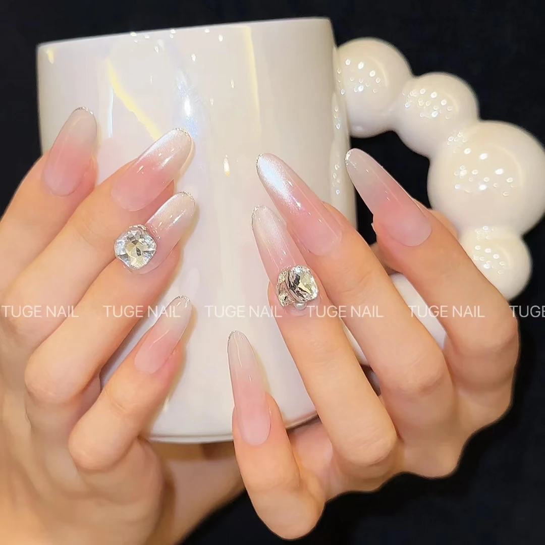 Tuge Nail “简约款” 设计师高定高级感原创小众设计师美甲小雨