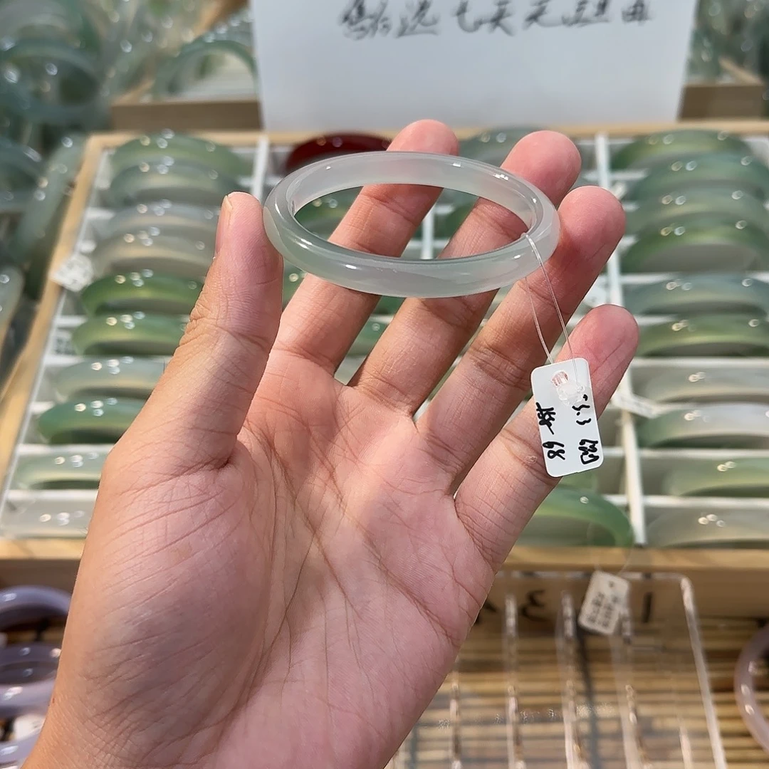 玛瑙/玉髓未镶嵌手镯圈口53.3