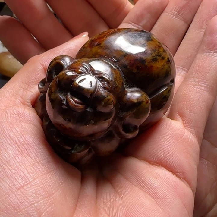 和田玉未镶嵌挂件荣*堂