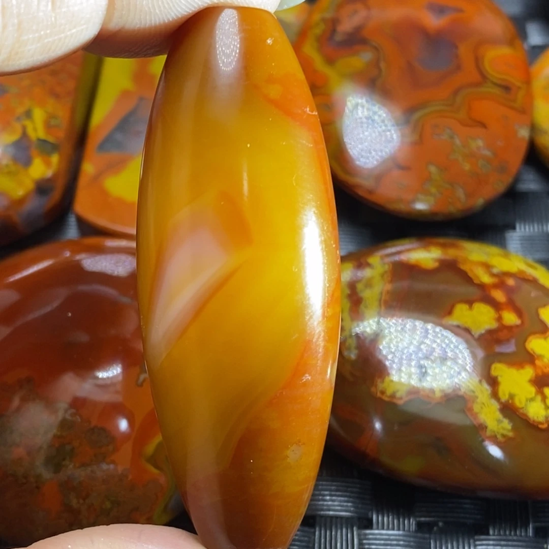 玛瑙/玉髓挂件未镶嵌