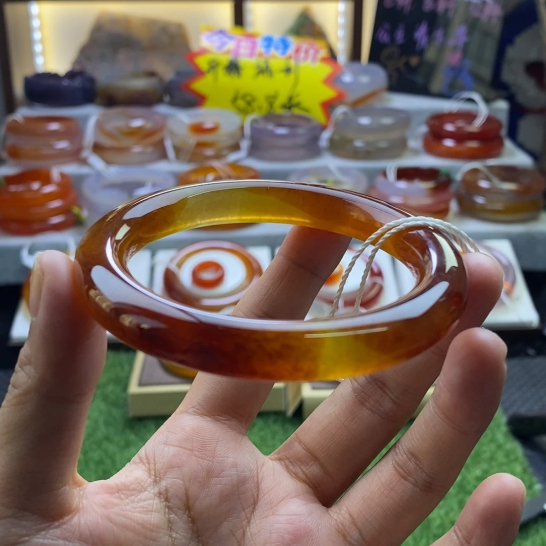 手镯玛瑙/玉髓未镶嵌