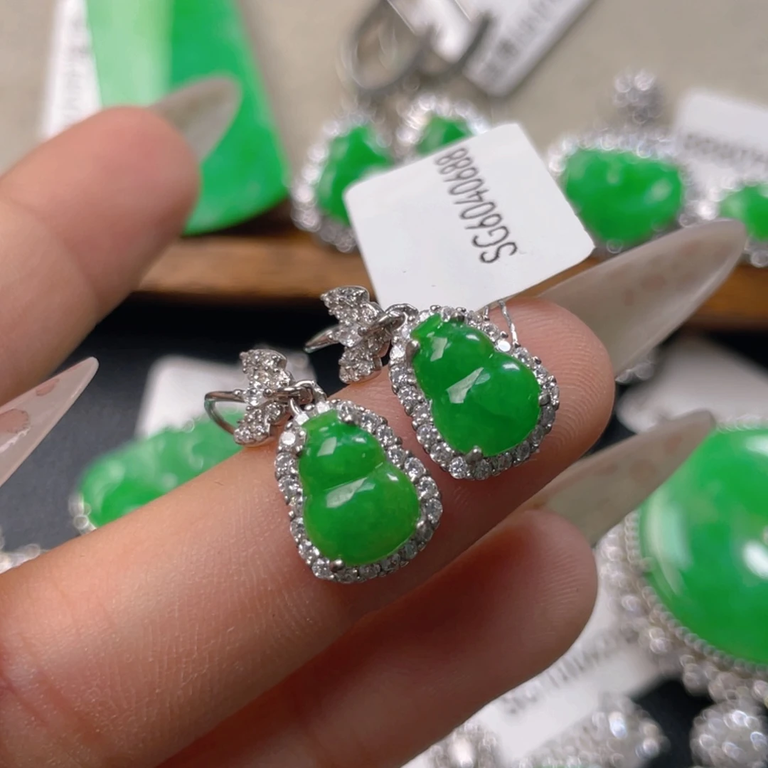 翡翠挂件银S925镶嵌翡翠